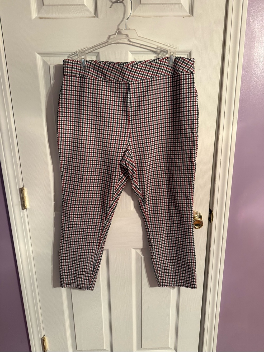 Women’s Checked Stretch Pull-On Pants in Black, White & Red